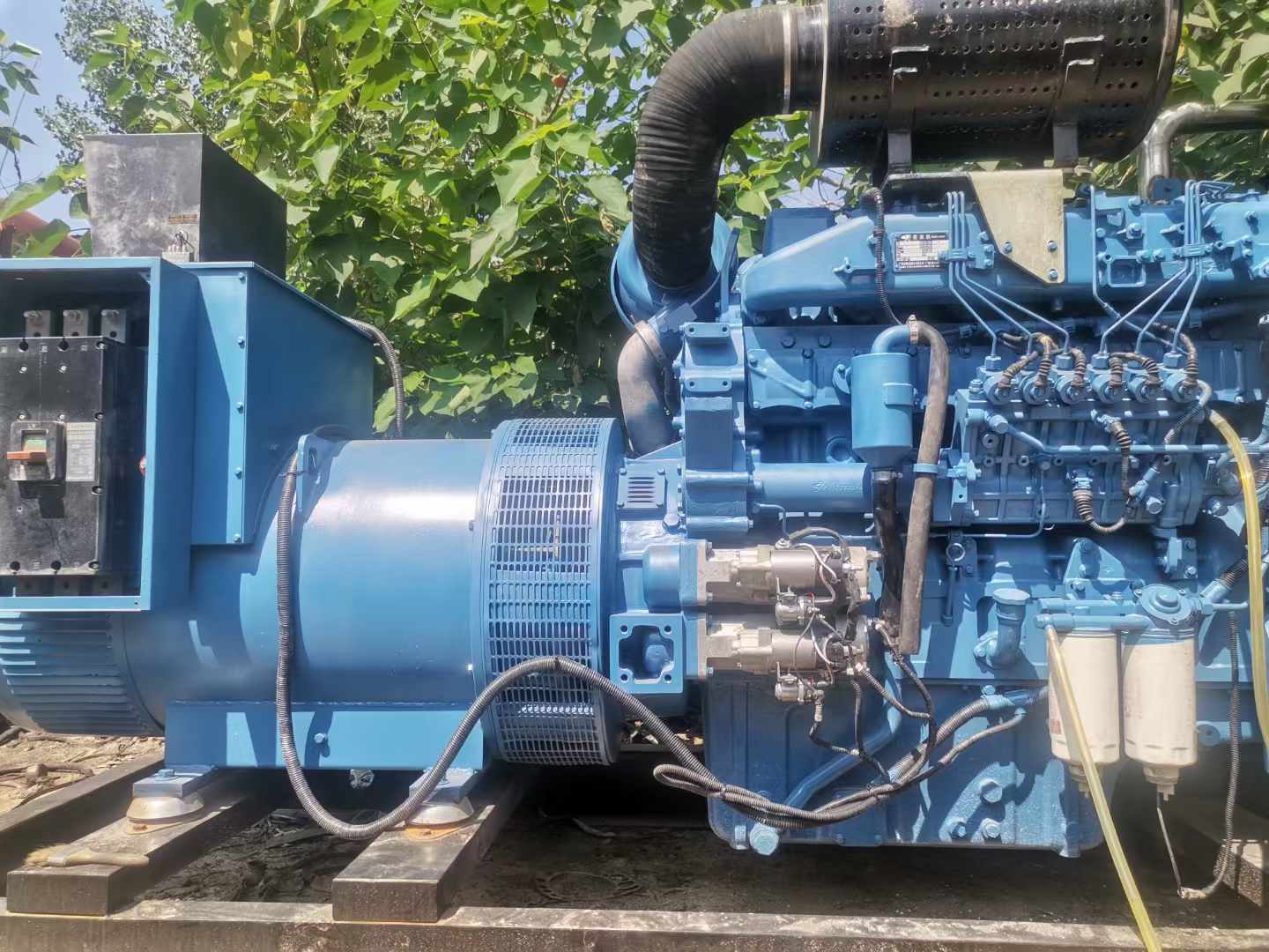 陆川详细说明降低 800kW 柴油发电机输出电流波动的方法