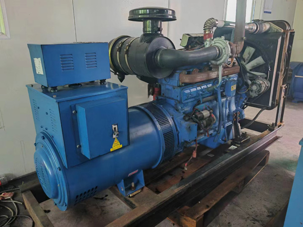陆川100kW柴油发电机组使用多级机油有哪些优缺点？